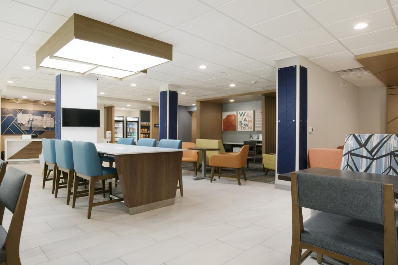 Holiday Inn Express & Suites - Williamstown - Glassboro By Ihg Εξωτερικό φωτογραφία