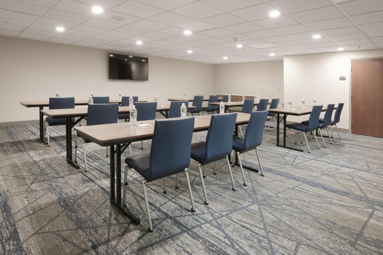 Holiday Inn Express & Suites - Williamstown - Glassboro By Ihg Εξωτερικό φωτογραφία