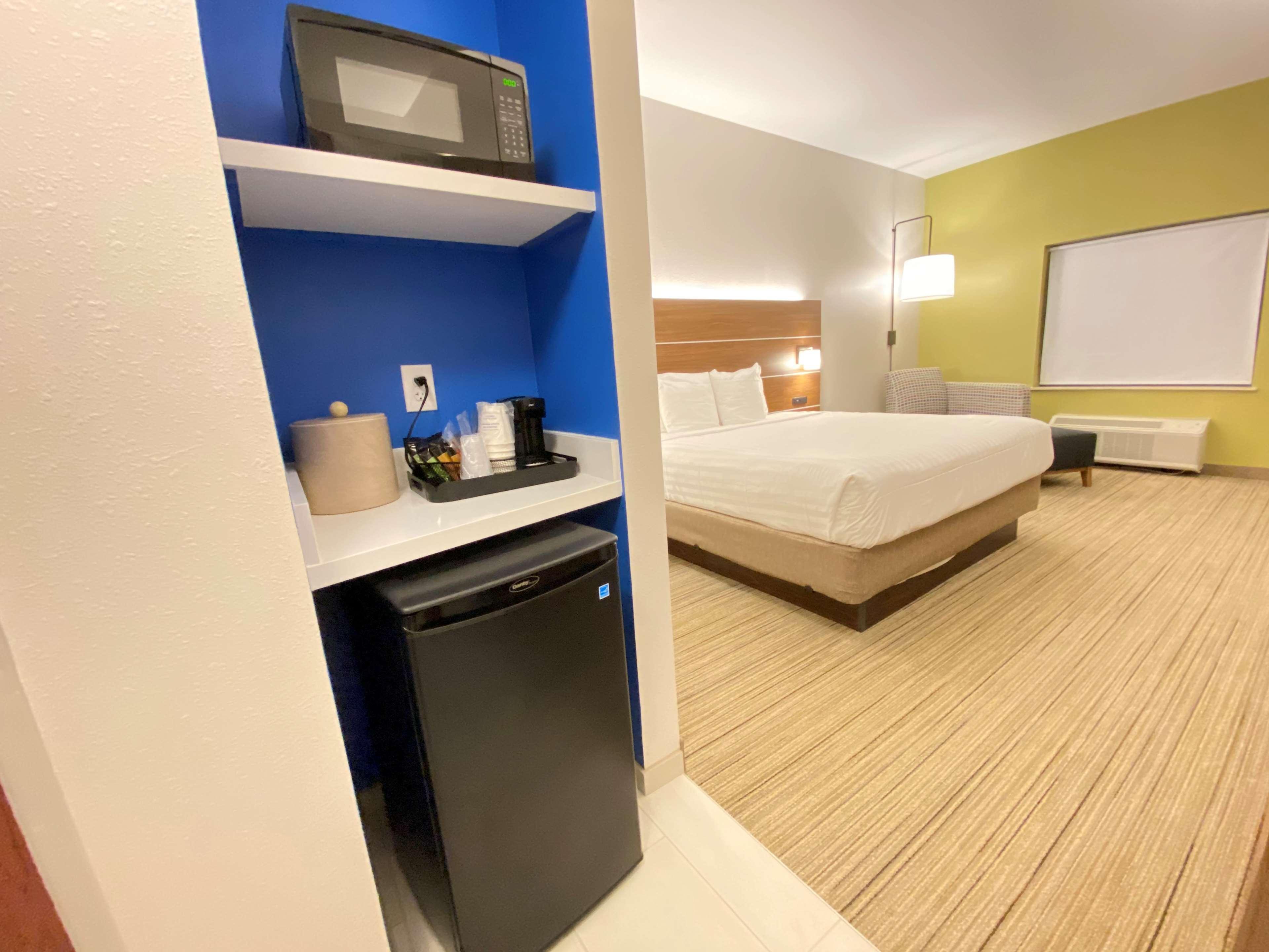 Holiday Inn Express & Suites - Williamstown - Glassboro By Ihg Εξωτερικό φωτογραφία