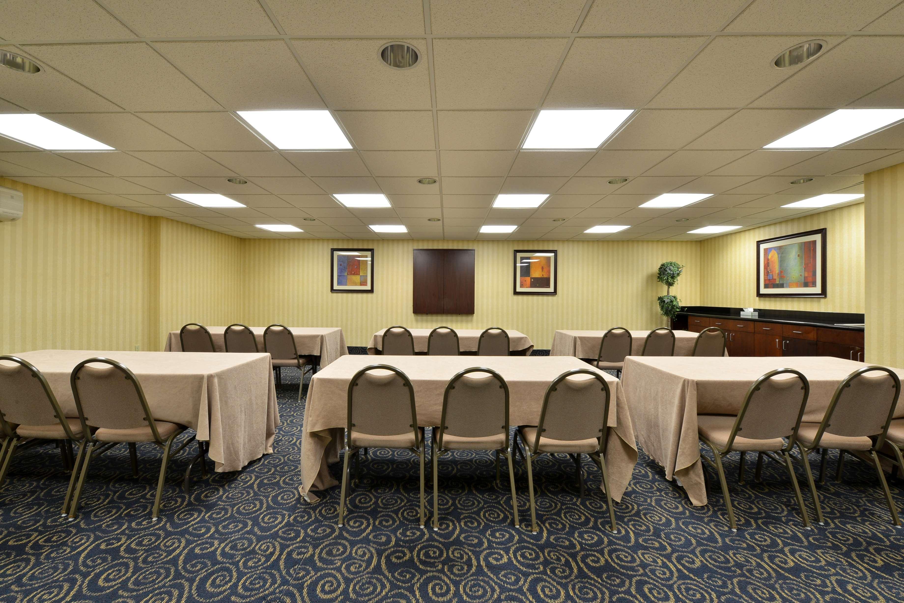 Holiday Inn Express & Suites - Williamstown - Glassboro By Ihg Εξωτερικό φωτογραφία